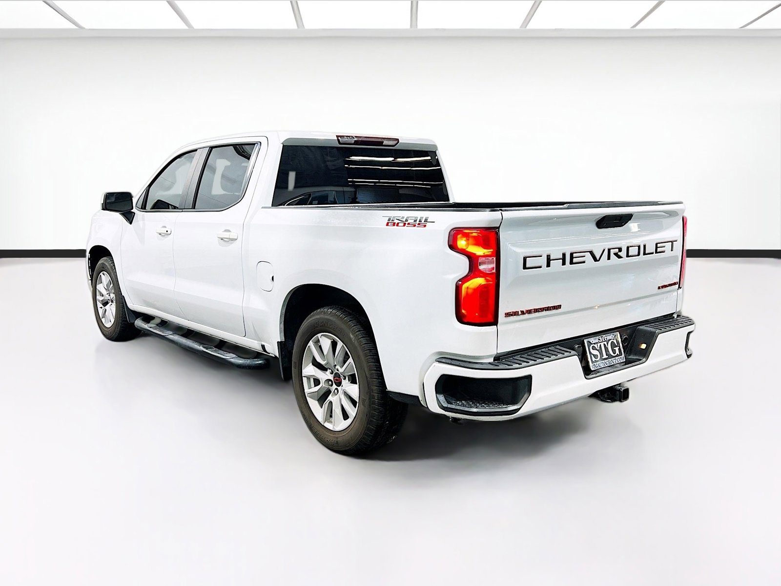Used 2020 Chevrolet Silverado 1500 Custom w/ Custom Value Package image 6