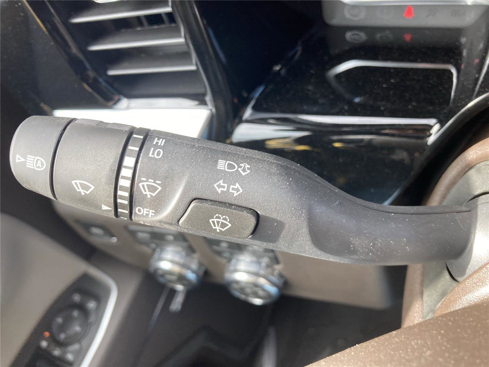 New 2026 GMC Sierra 2500 SLT w/ SLT Premium Package AWD/4WD image 12