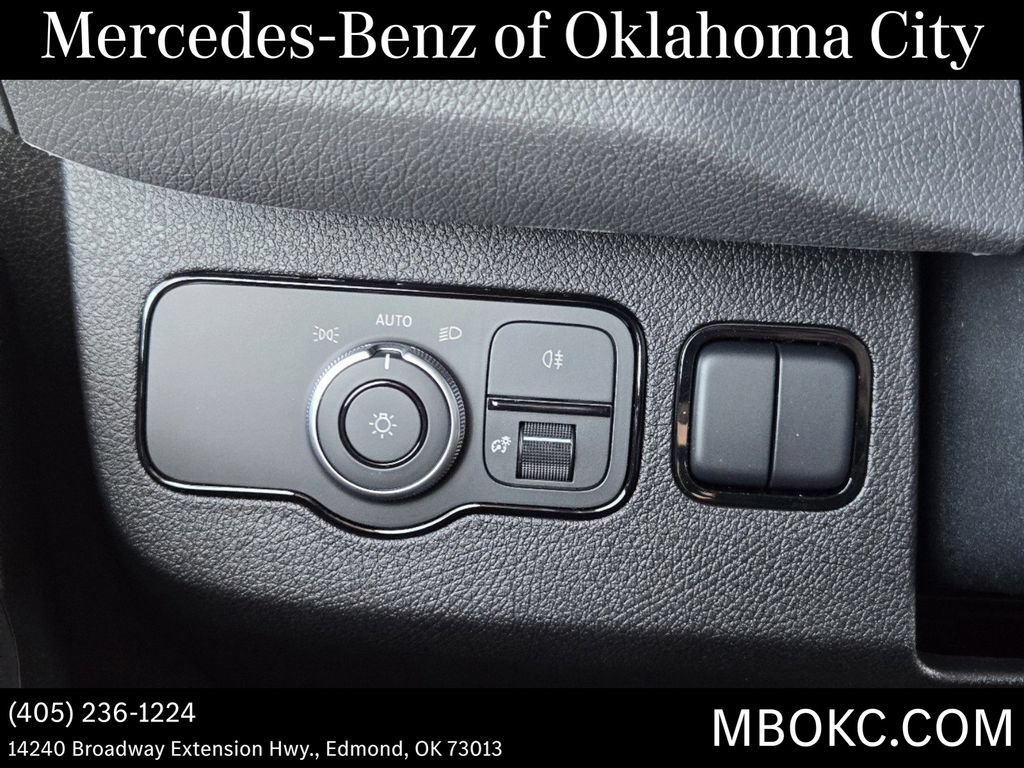 Used 2025 Mercedes-Benz Sprinter 2500 image 23