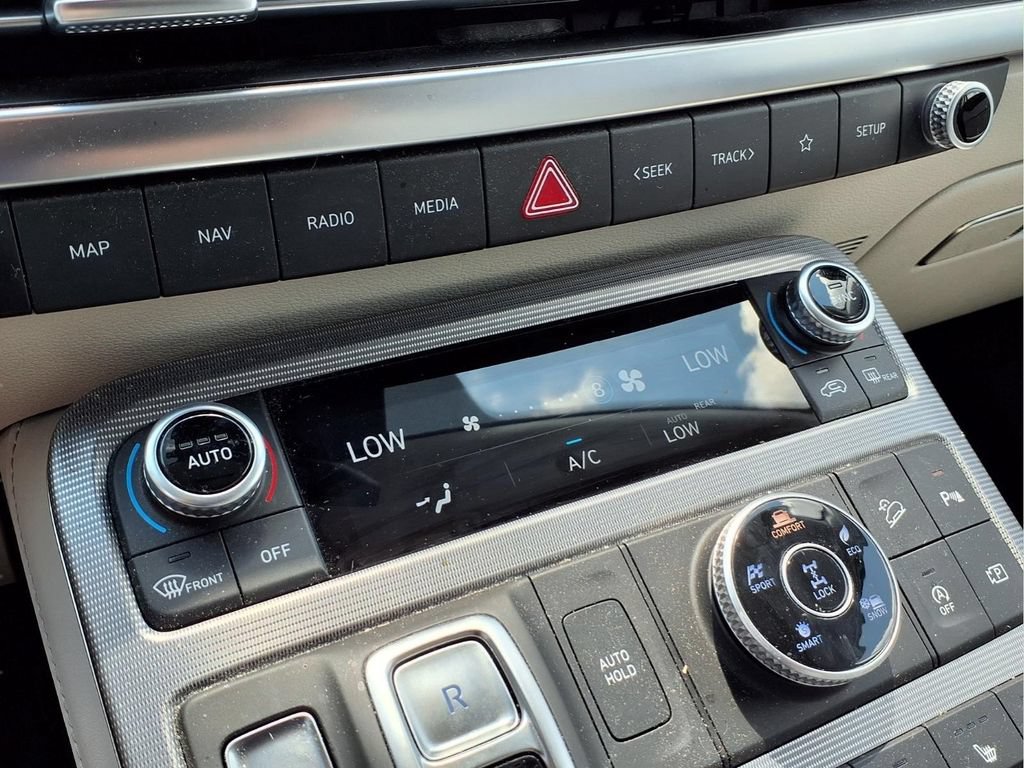 Used 2023 Hyundai Palisade Calligraphy AWD/4WD image 9