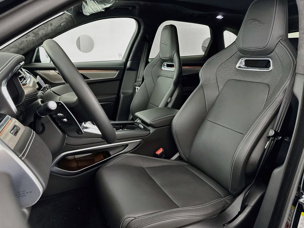 New 2026 Jaguar F-PACE R-Dynamic S AWD/4WD image 21