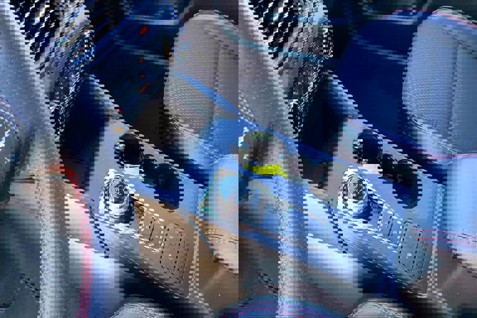 Used 2024 Ford Escape ST-Line image 17