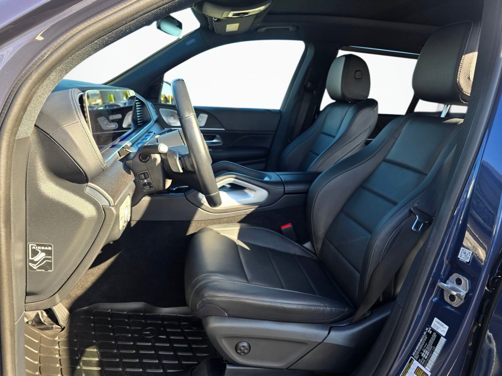 Used 2024 Mercedes-Benz GLS 450 4MATIC image 13