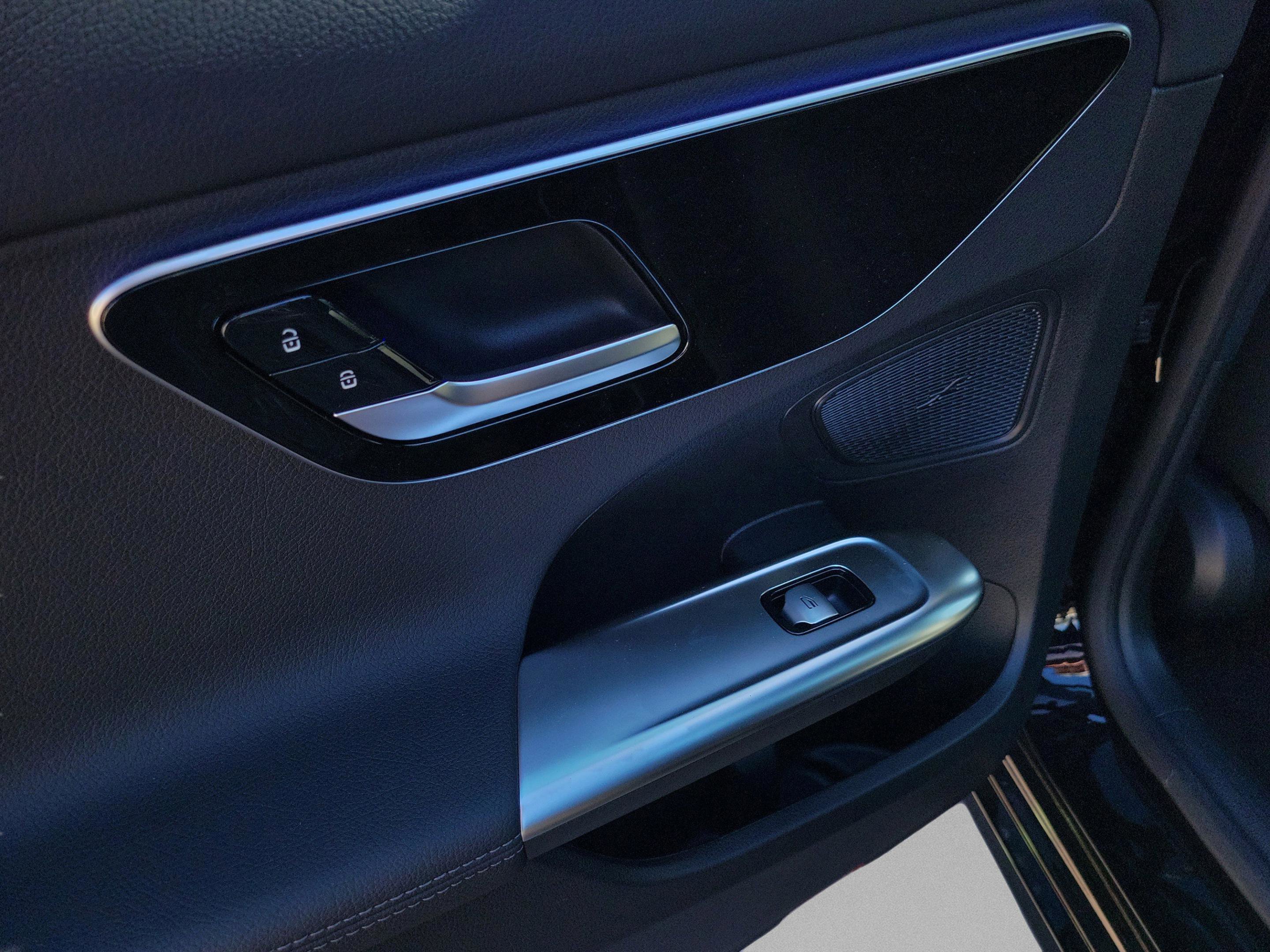 Certified 2026 Mercedes-Benz C 300 Sedan image 12