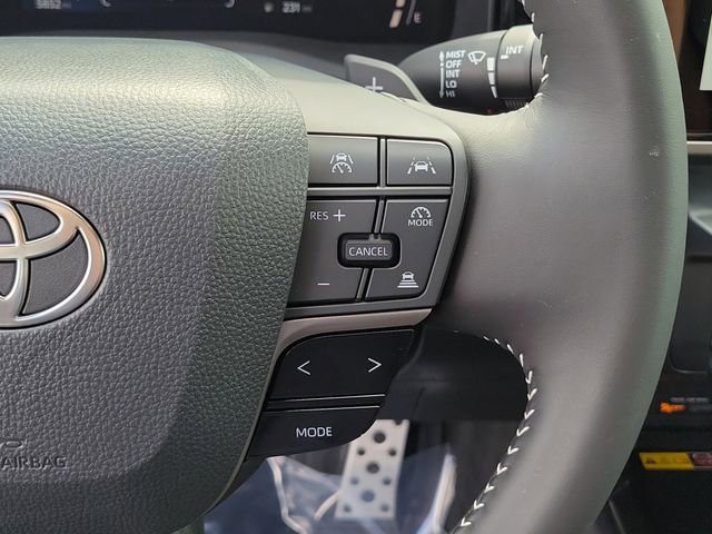 Used 2026 Toyota Camry SE w/ Multimedia Upgrade Package FWD image 25