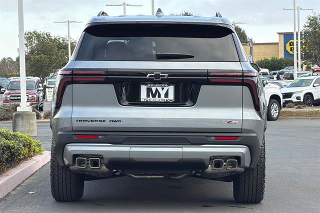 New 2027 Chevrolet Traverse Z71 w/ Enhanced Driving Package AWD/4WD image 5