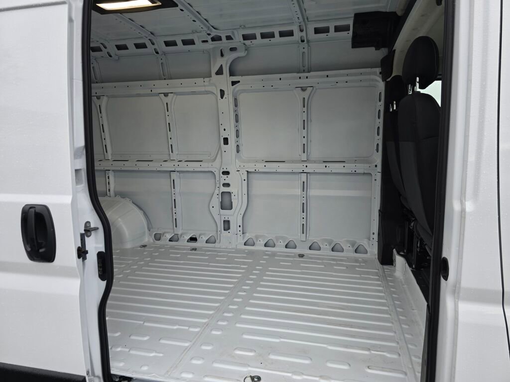 New 2026 RAM ProMaster 2500 image 15