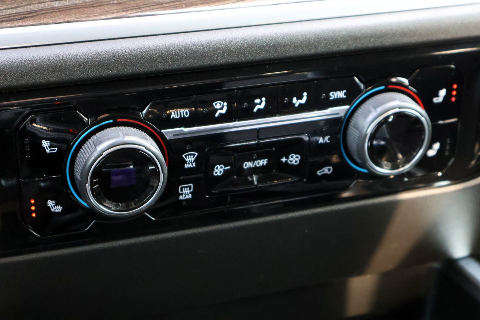 Used 2022 Chevrolet Silverado 1500 RST w/ Protection Package image 31