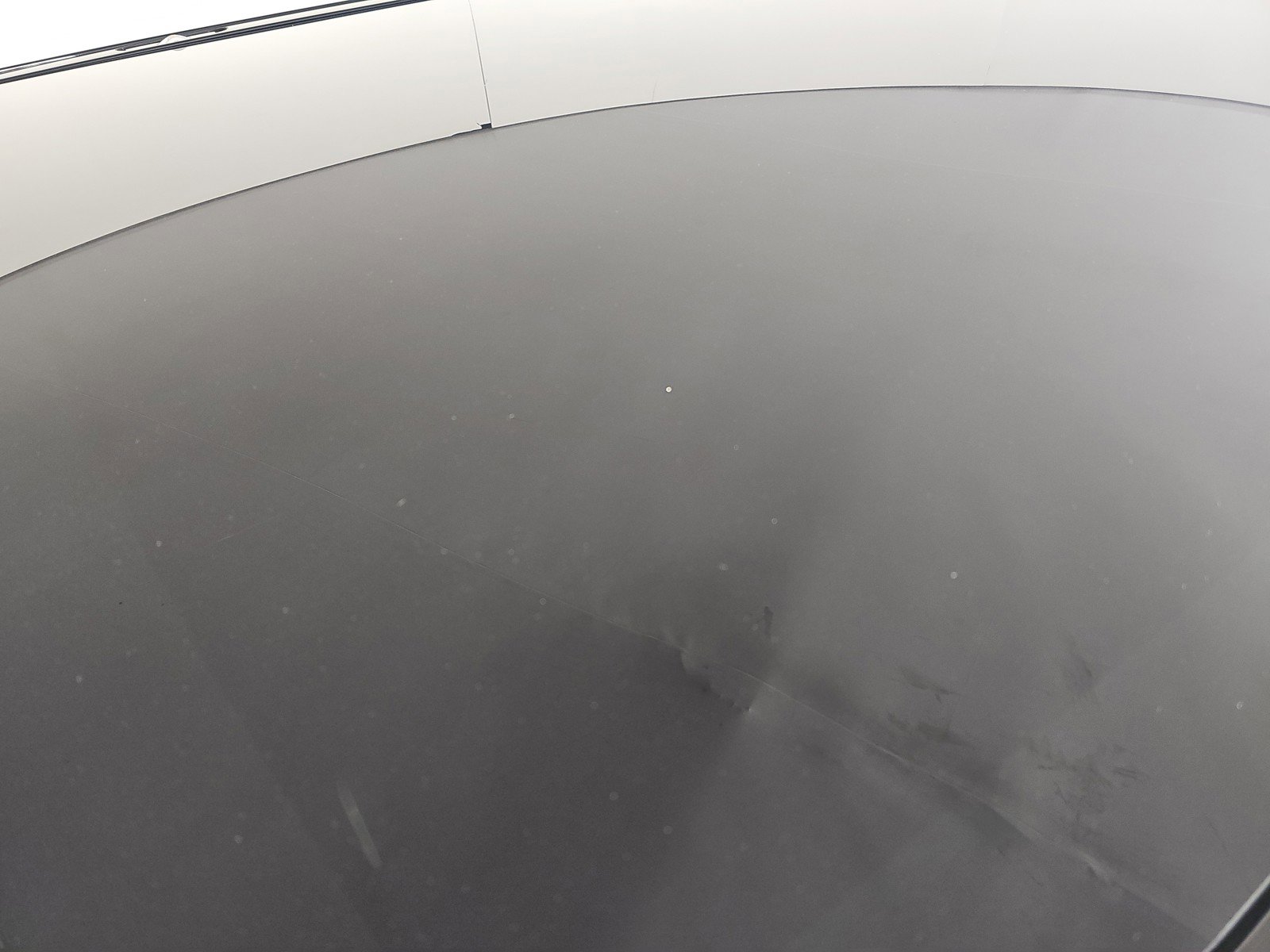 Used 2025 Rivian R1S Adventure image 13