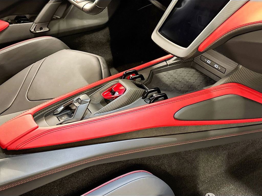 Used 2024 Lamborghini Revuelto image 13