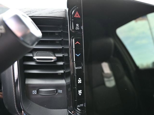 New 2026 RAM 3500 Limited AWD/4WD image 32
