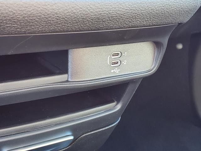 New 2026 Chrysler Pacifica Select image 16