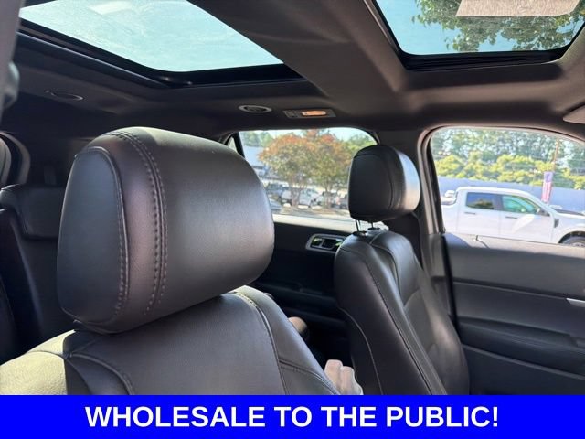 Used 2015 Ford Explorer XLT w/ Equipment Group 202A AWD/4WD image 13