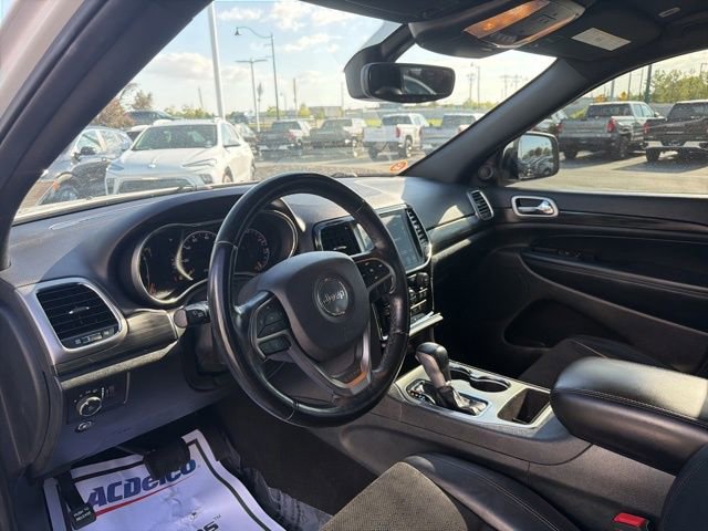 Used 2020 Jeep Grand Cherokee Altitude AWD/4WD image 19
