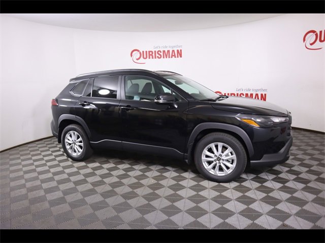 Used 2026 Toyota Corolla Cross LE image 22