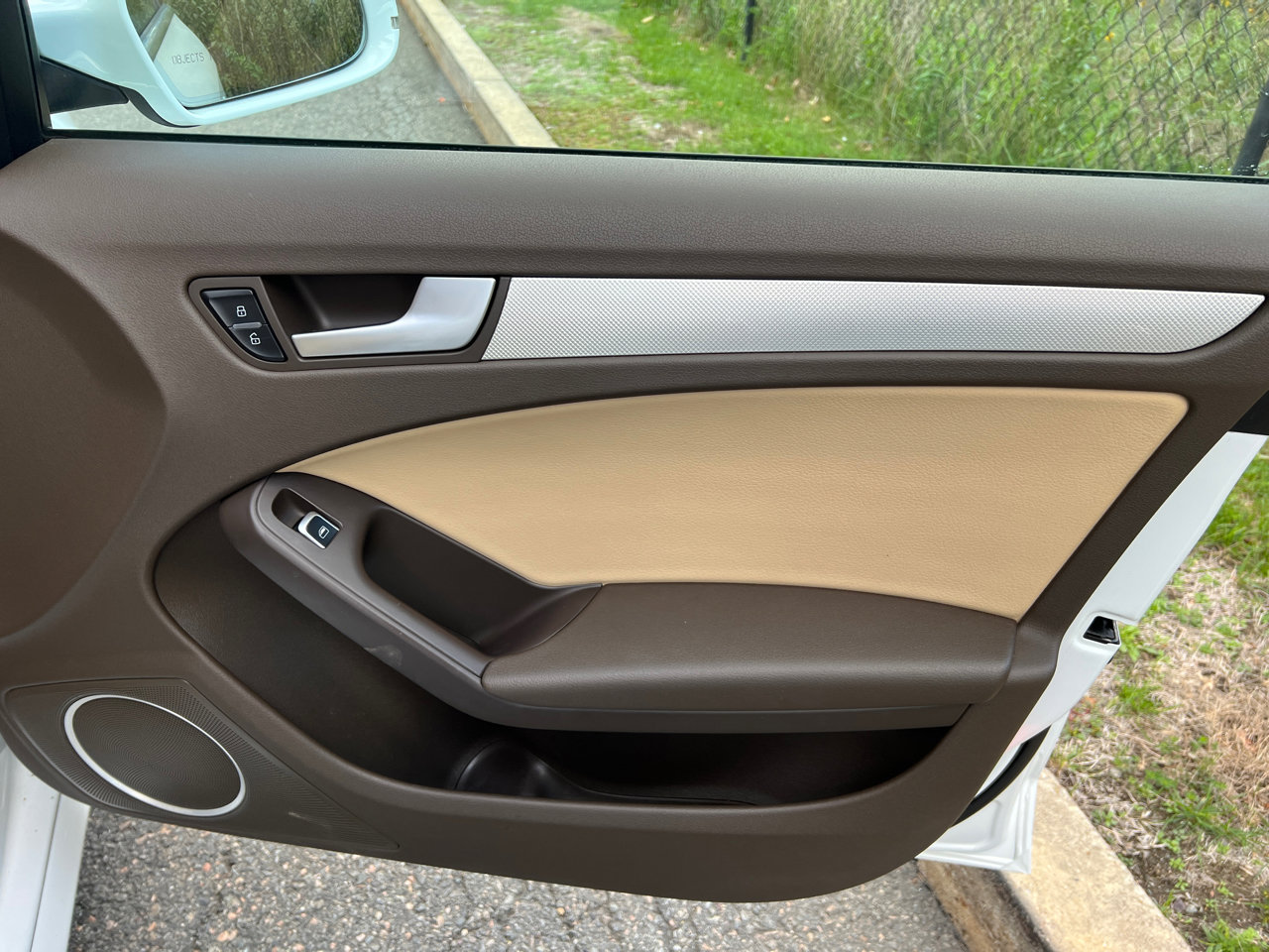 Used 2015 Audi A4 2.0T Premium Plus w/ Technology Package image 16