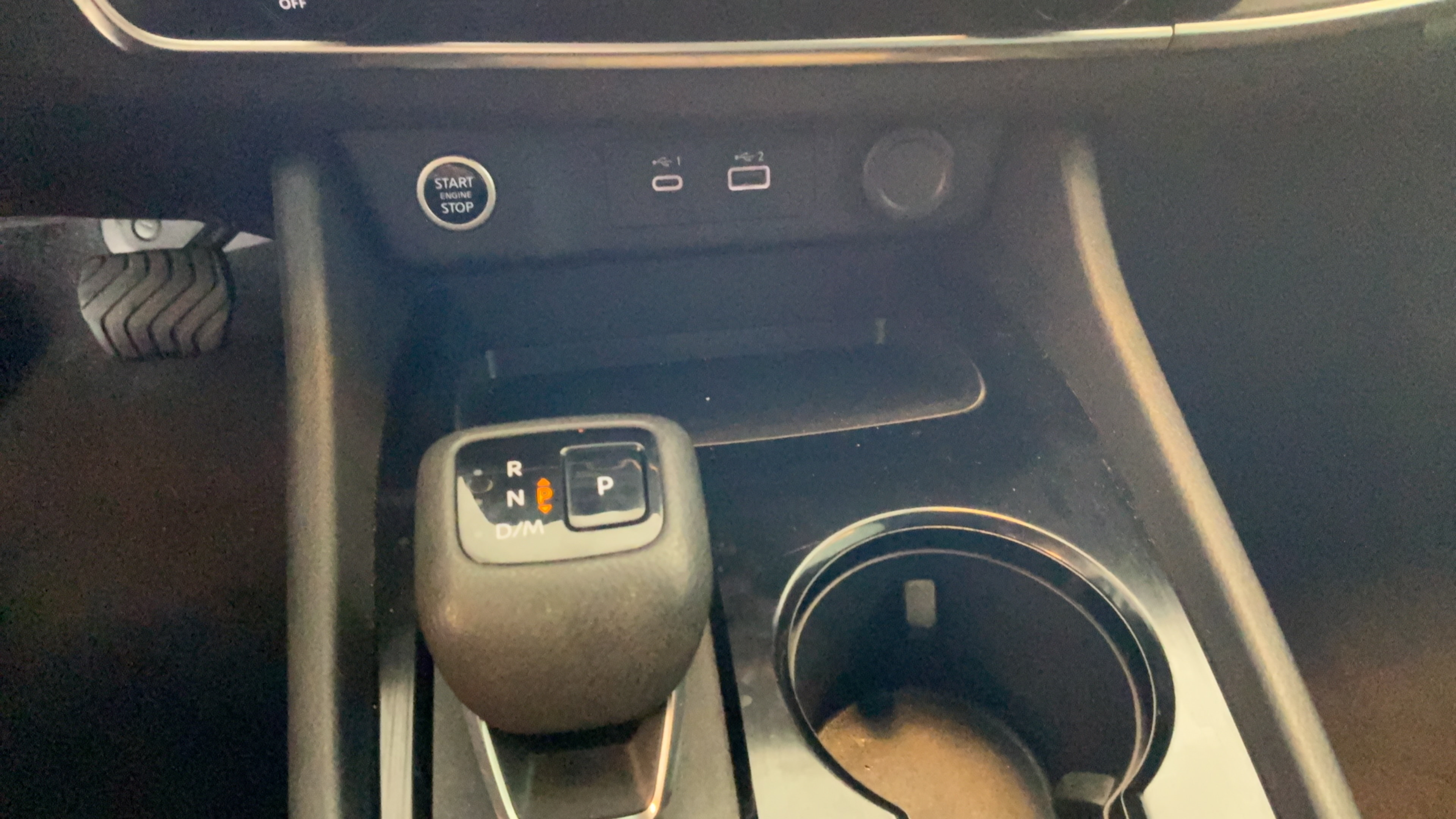 Used 2023 Nissan Rogue S AWD/4WD image 15