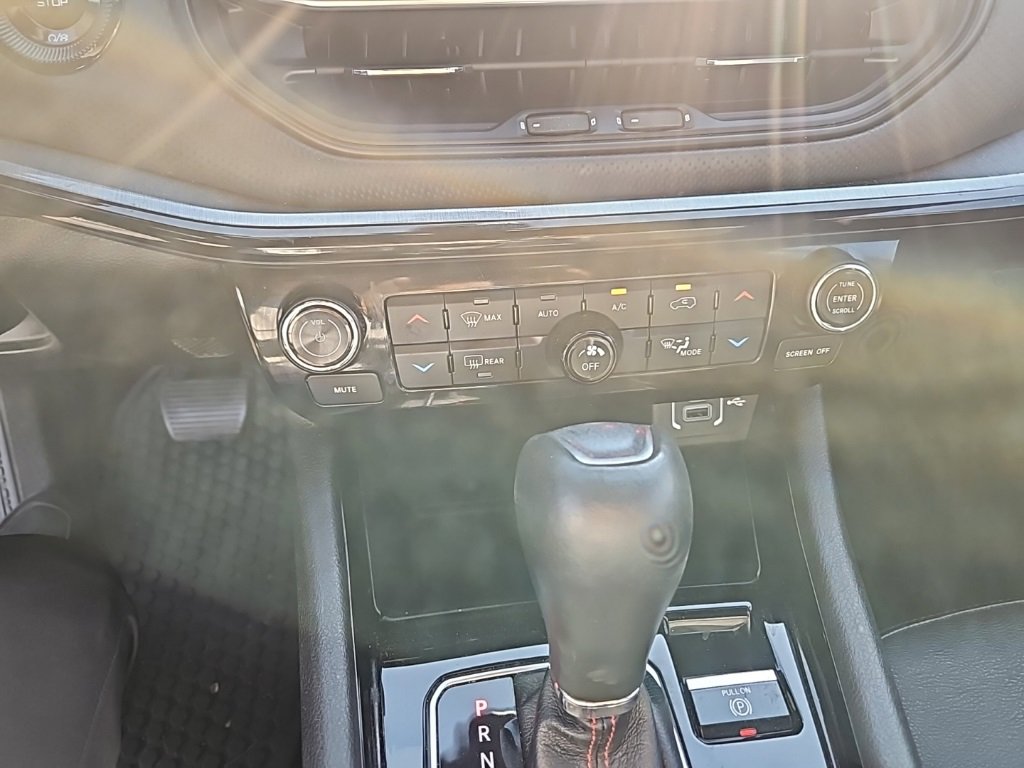 Used 2023 Jeep Compass Trailhawk image 11