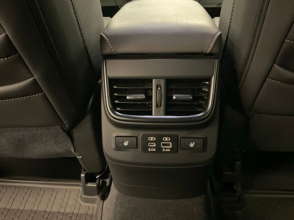 Used 2025 Subaru Outback Wilderness image 37