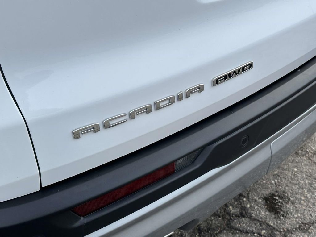 Certified 2024 GMC Acadia Elevation w/ Luxury Package image 11
