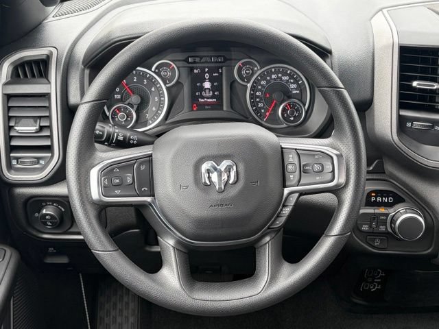 New 2026 RAM 1500 Express AWD/4WD image 33