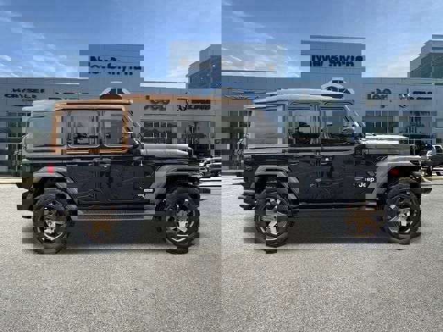 Used 2019 Jeep Wrangler Unlimited Sport S image 2