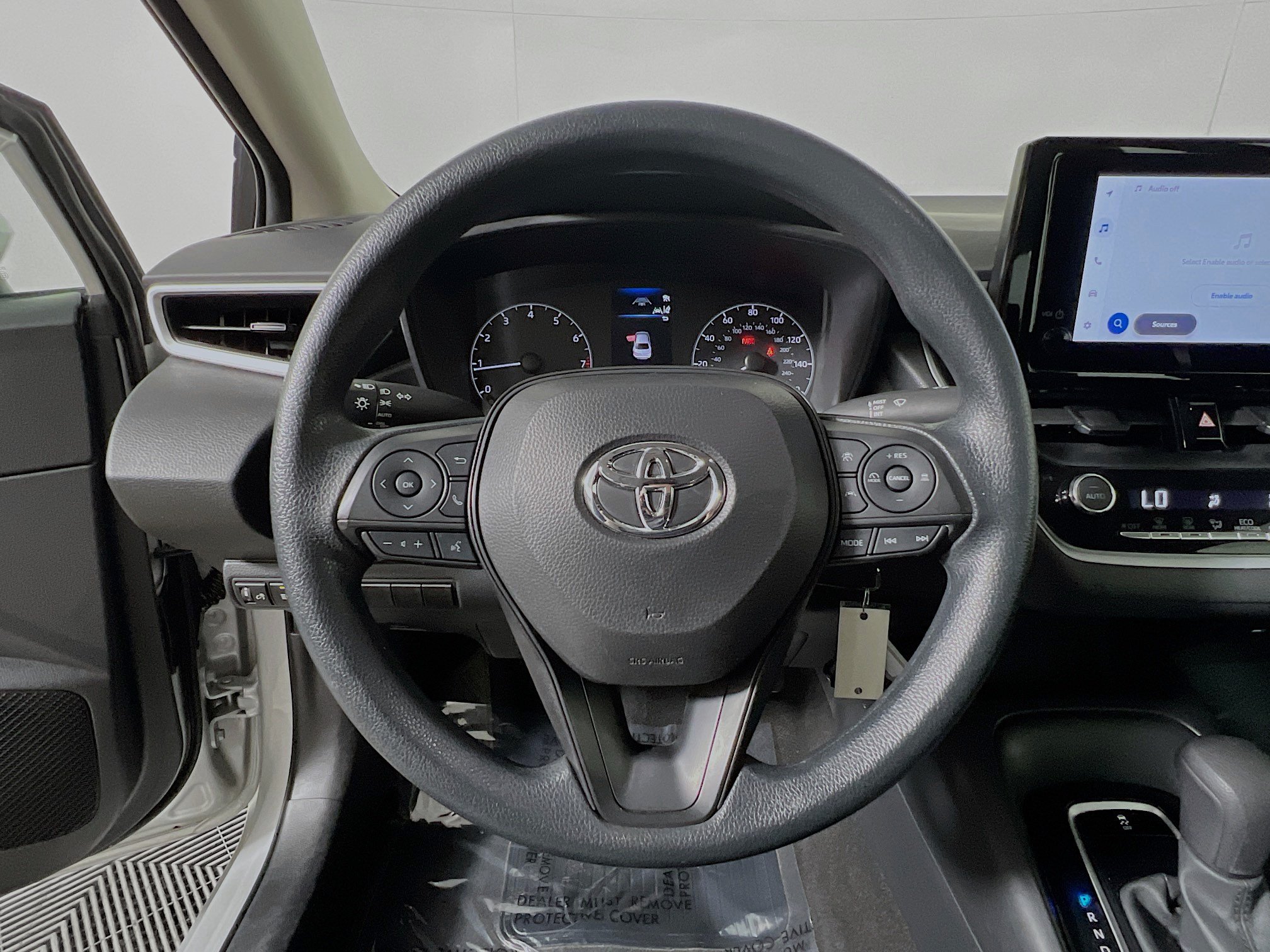 Used 2024 Toyota Corolla LE FWD image 18