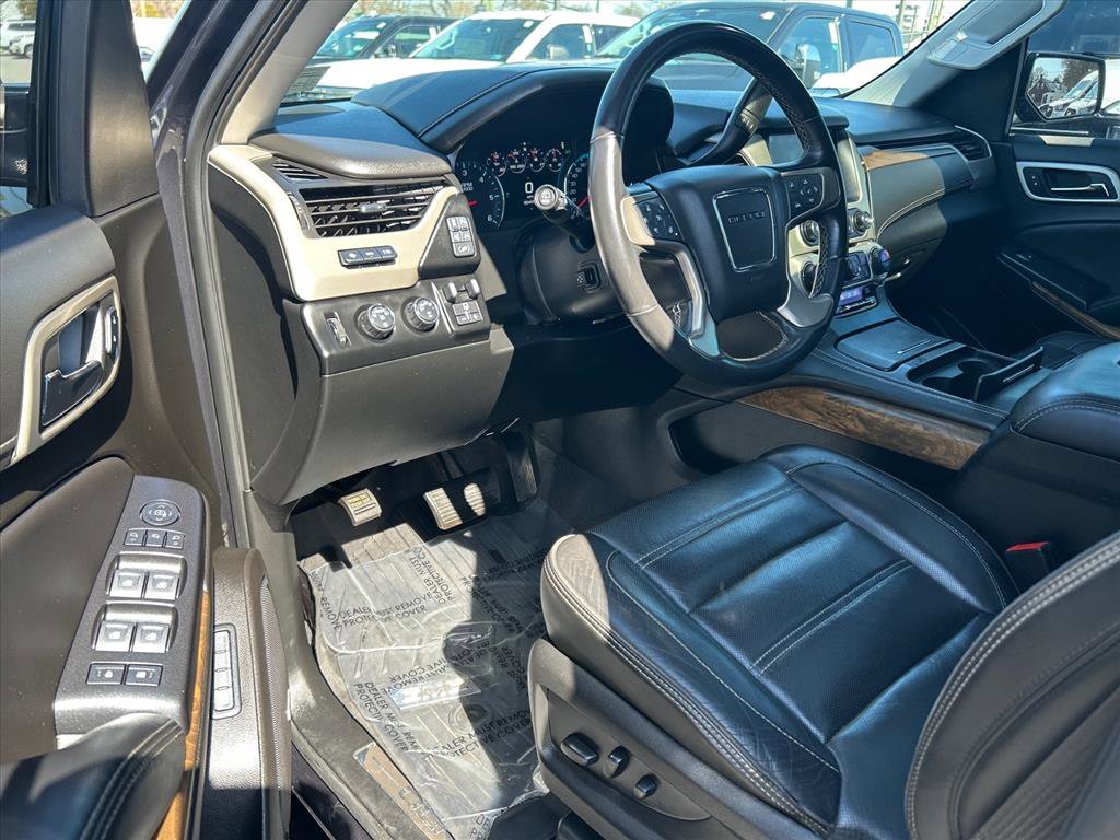Used 2020 GMC Yukon XL Denali w/ Denali Ultimate Package image 8