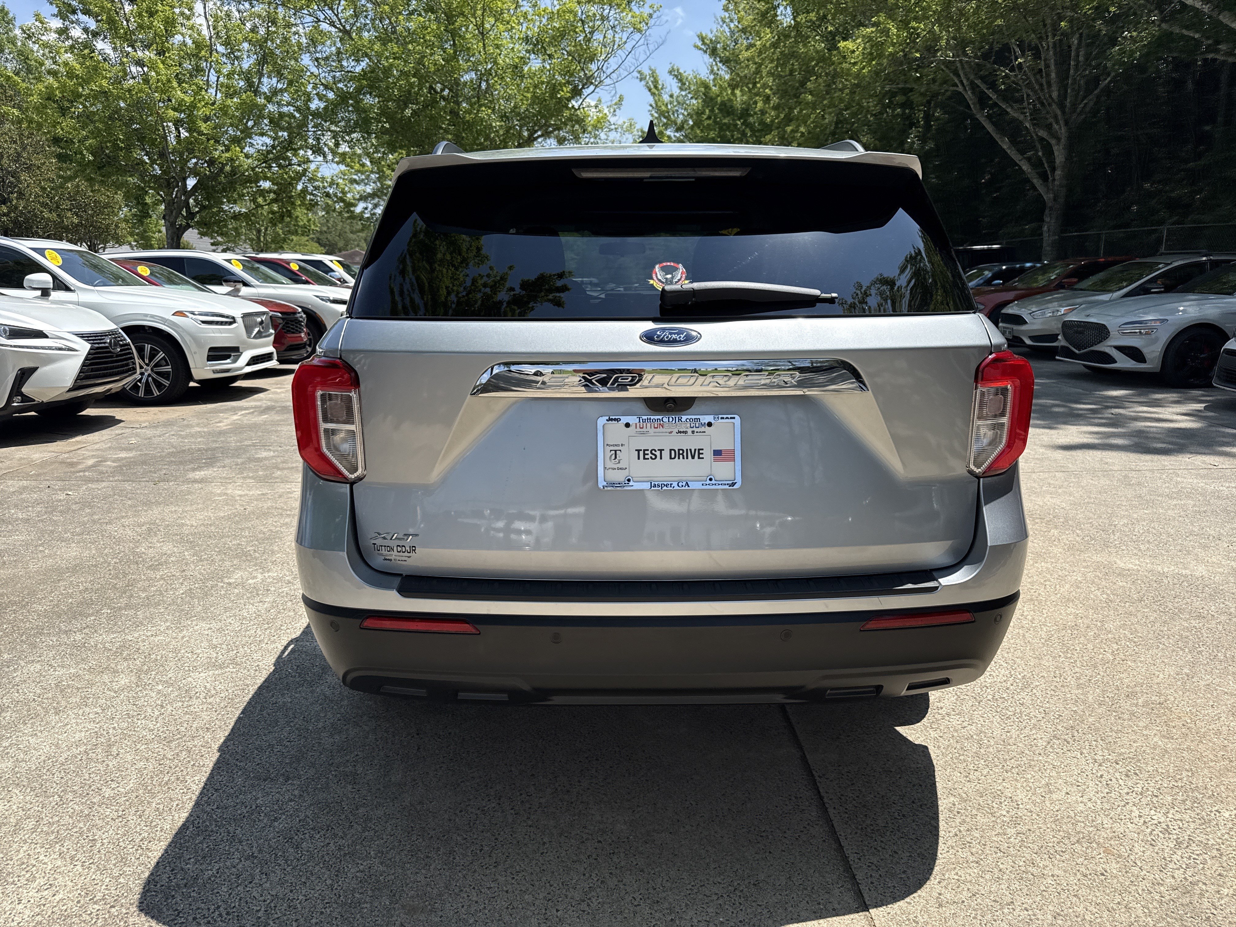 Used 2023 Ford Explorer XLT RWD image 6