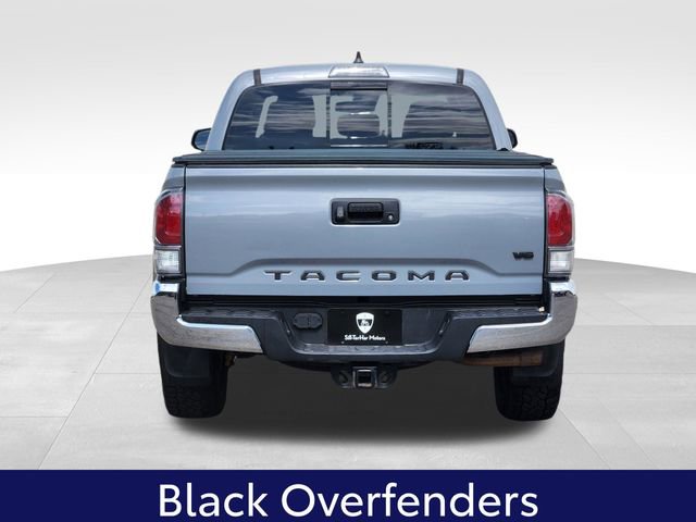 Used 2020 Toyota Tacoma TRD Off-Road AWD/4WD image 9