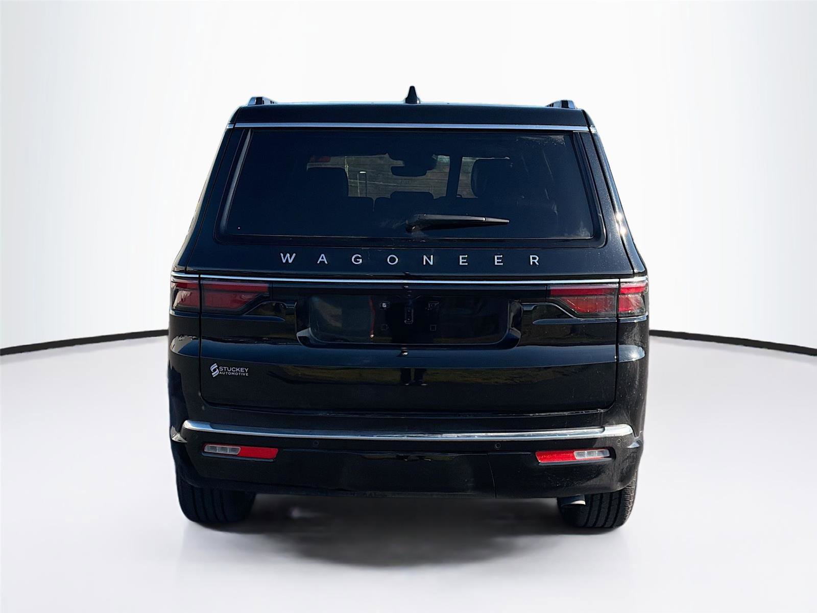 Used 2025 Jeep Wagoneer Series II image 6