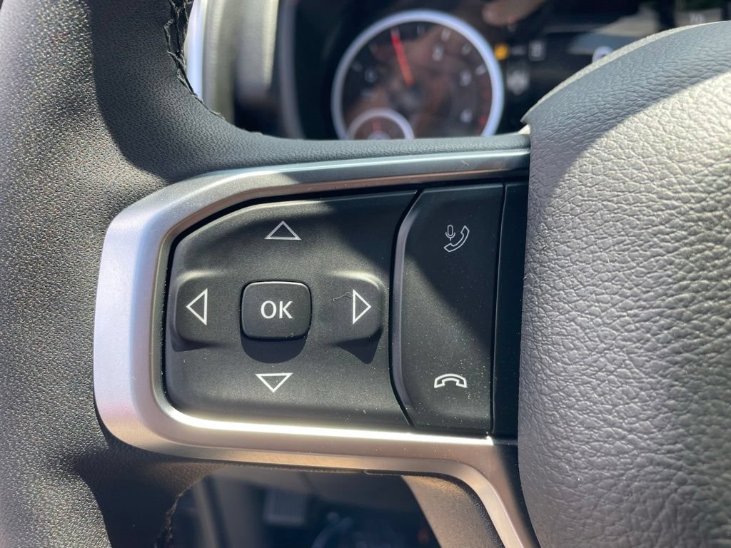 New 2026 RAM 2500 Big Horn AWD/4WD image 24