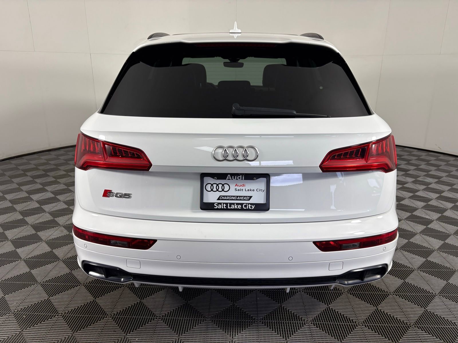 Used 2019 Audi SQ5 Premium Plus w/ Premium Plus Package AWD/4WD image 6