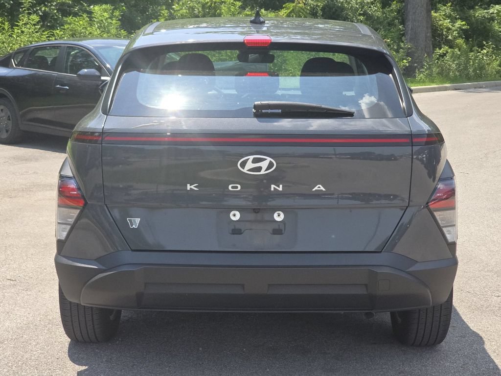 Used 2024 Hyundai Kona SE FWD image 13