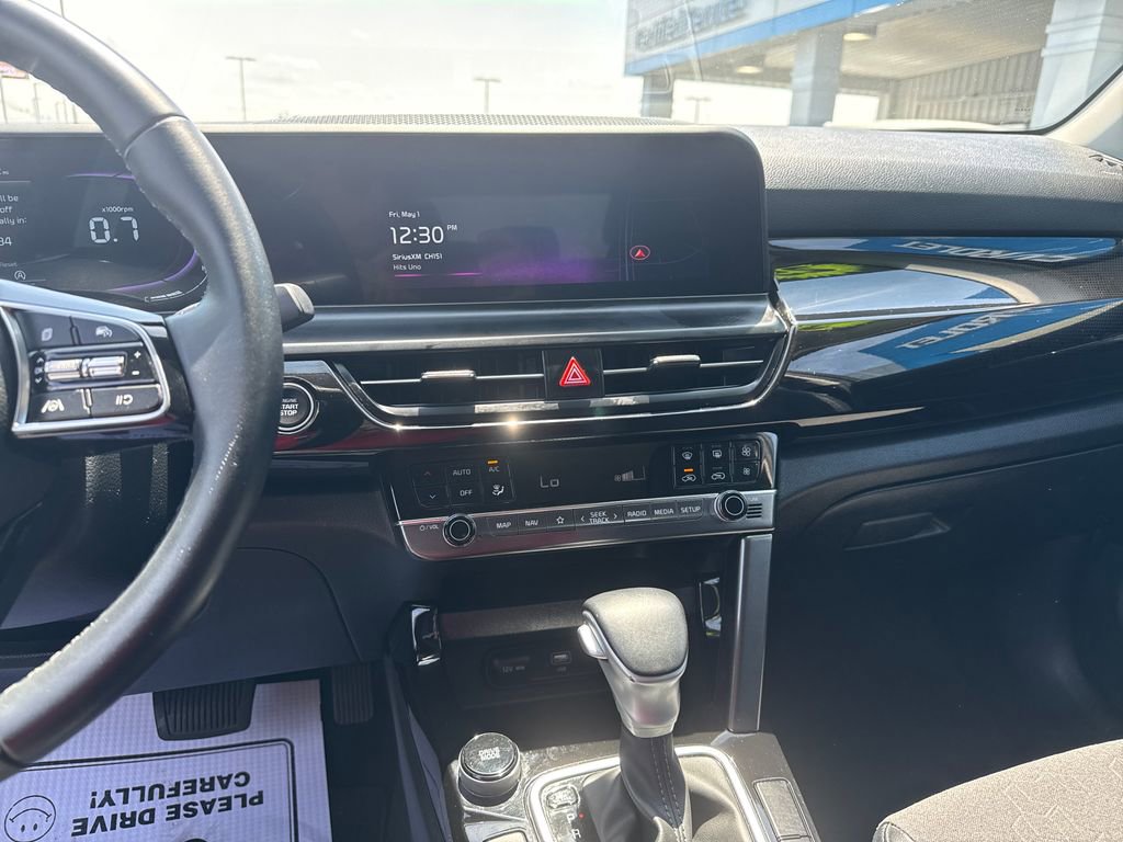 Used 2025 Kia Seltos S FWD image 19