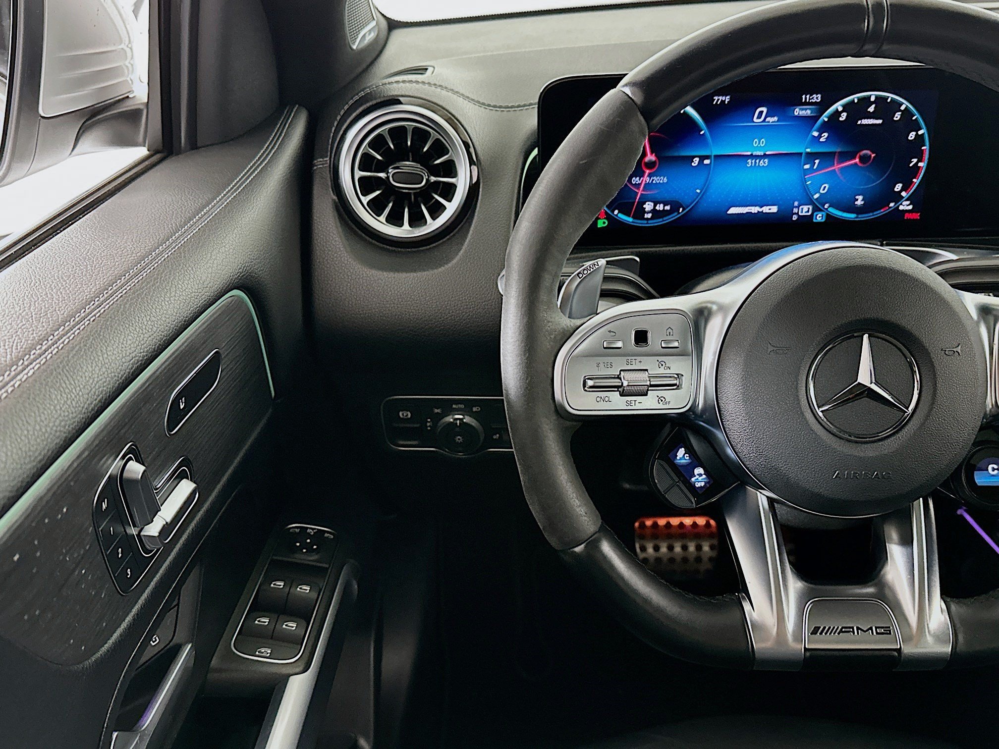 Used 2023 Mercedes-Benz GLB 35 AMG 4MATIC image 10
