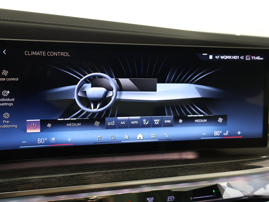 Used 2023 BMW 760i xDrive AWD/4WD image 57