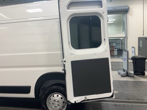 Used 2023 RAM ProMaster 2500 FWD image 13