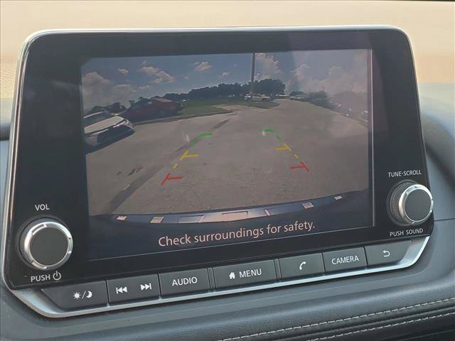 Used 2022 Nissan Rogue SV AWD/4WD image 12