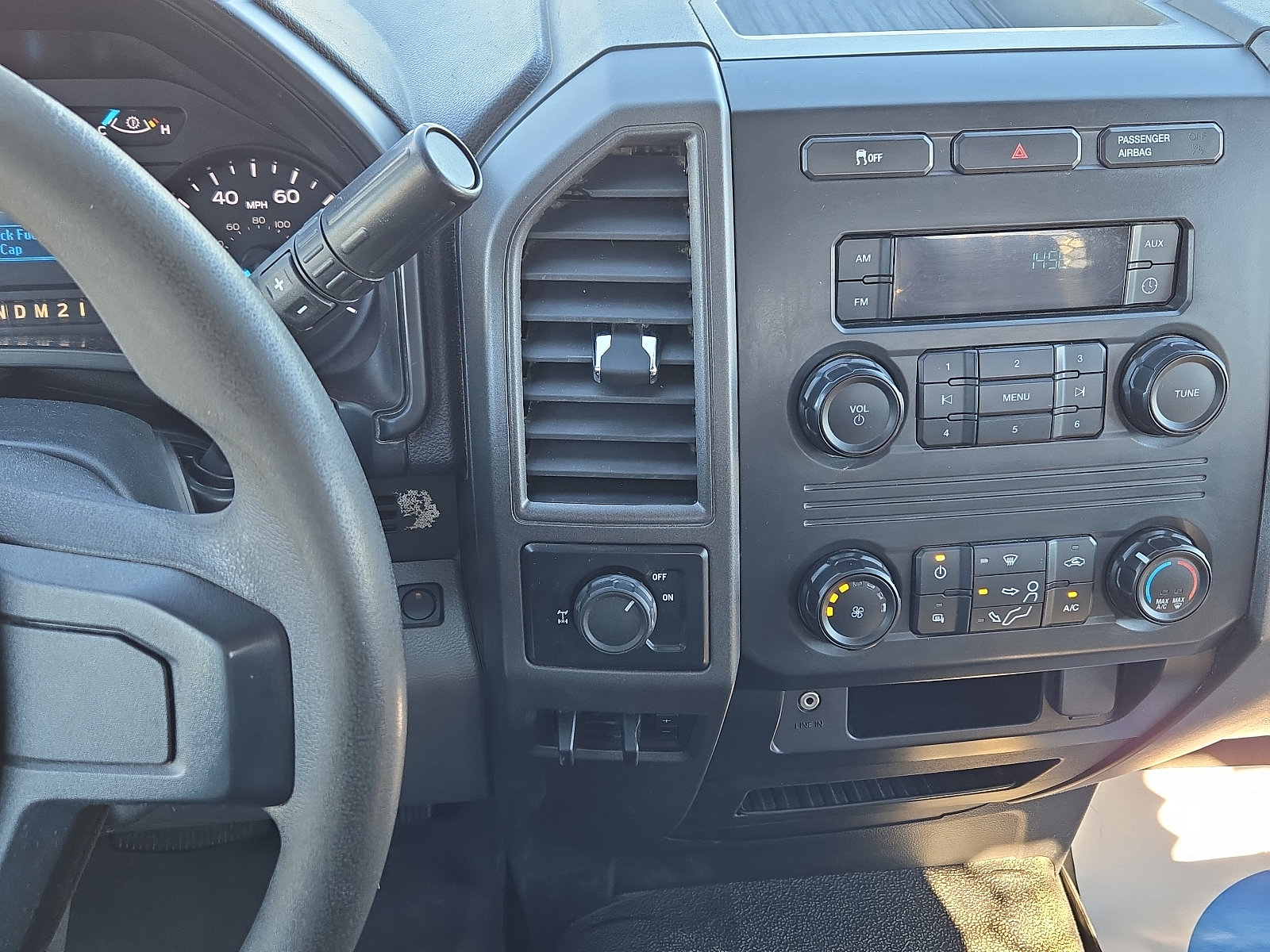 Used 2019 Ford F350 XL w/ Power Equipment Group image 8