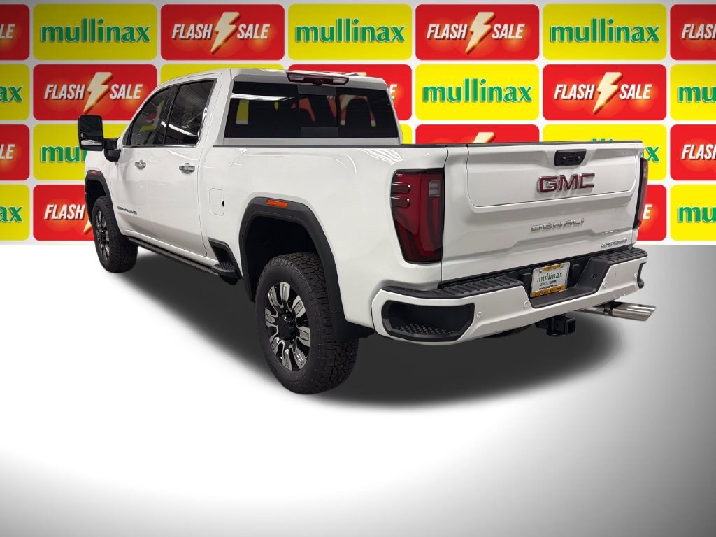 New 2026 GMC Sierra 3500 Denali w/ Denali Reserve Package AWD/4WD image 14