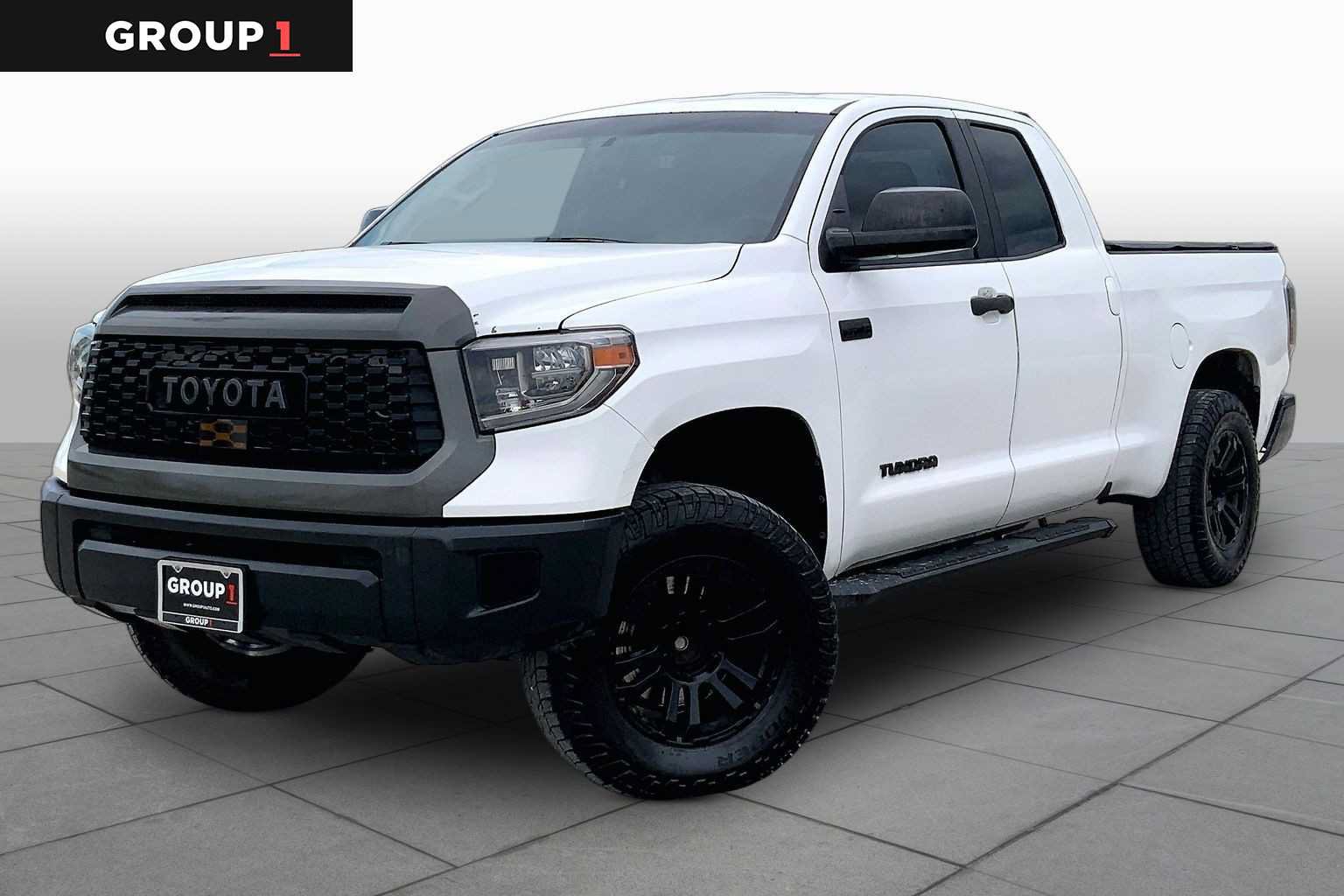 Used 2017 Toyota Tundra SR RWD image 1