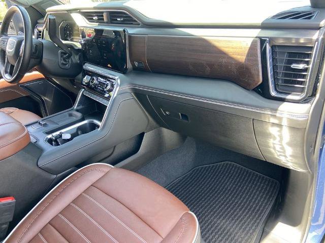 Used 2025 GMC Sierra 2500 Denali Ultimate AWD/4WD image 25