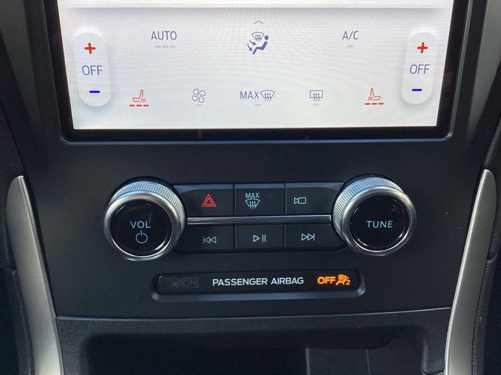 Used 2024 Ford Edge SEL image 22