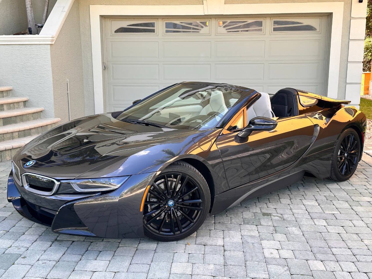 Used 2019 BMW i8 Roadster AWD/4WD image 5