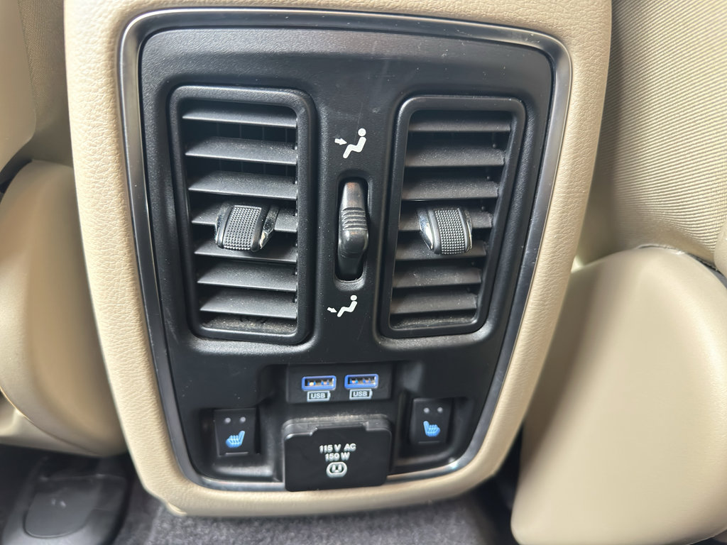 Used 2018 Dodge Durango Citadel w/ Technology Group AWD/4WD image 17