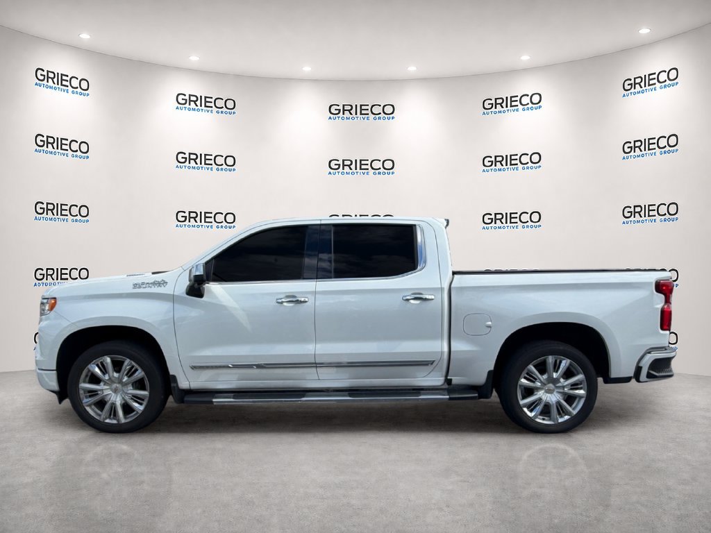 Used 2025 Chevrolet Silverado 1500 High Country RWD image 4