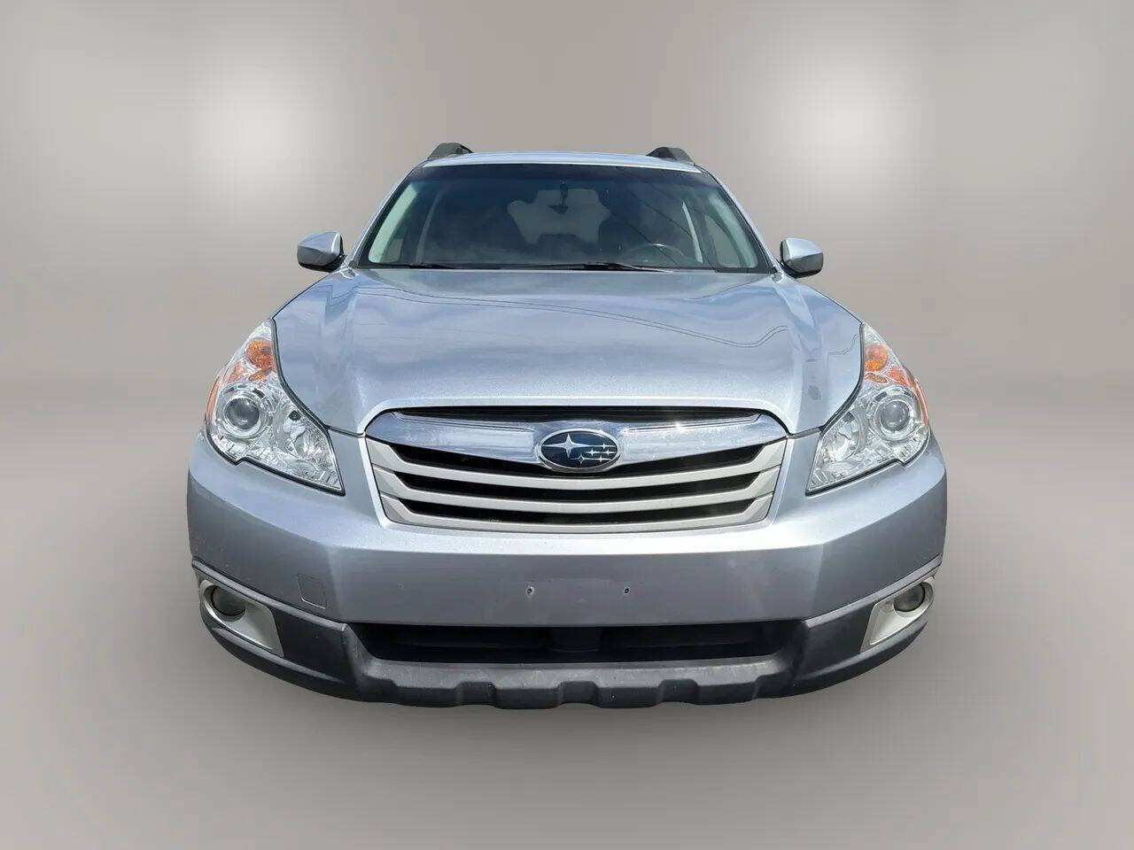 Used 2012 Subaru Outback 2.5i Premium w/ All-Weather Pkg AWD/4WD image 2