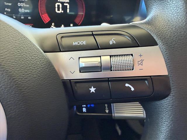 Used 2025 Hyundai Sonata SEL FWD image 17