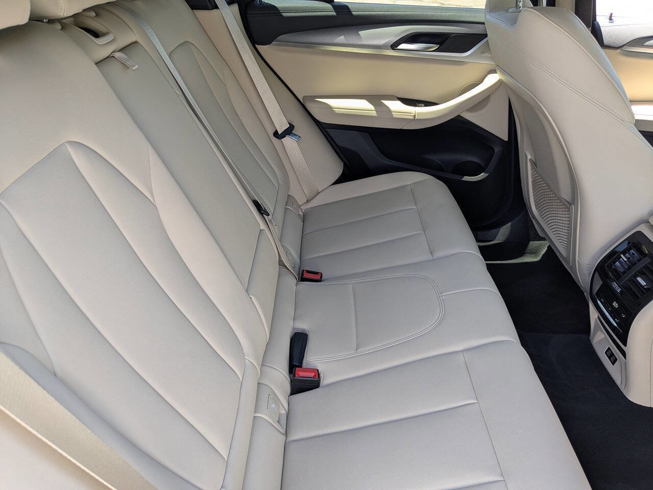 Used 2021 BMW X3 M40i w/ Premium Package image 15